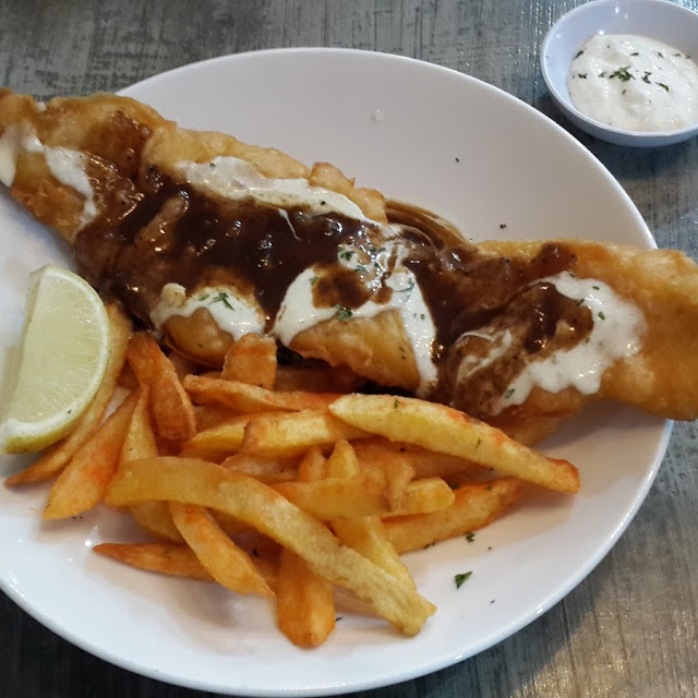 Fish and Chips Blackpepper