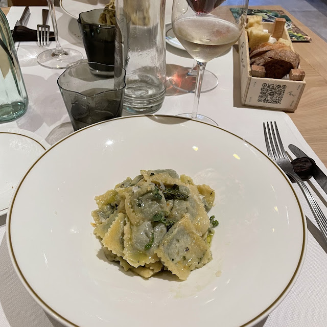 Fresh Ravioli with Walnut Sauce