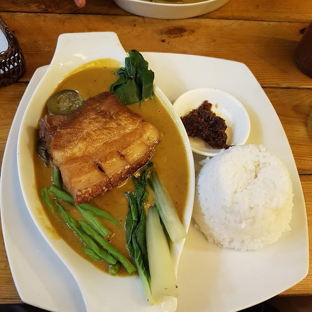 Kare Kareng Lechon Kawali Best Seller