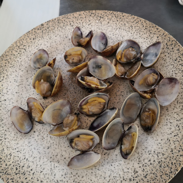 Almejas A la Plancha