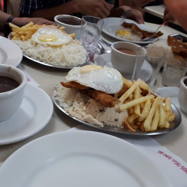 1 2 Comercial de Filé de Frango Acebolado