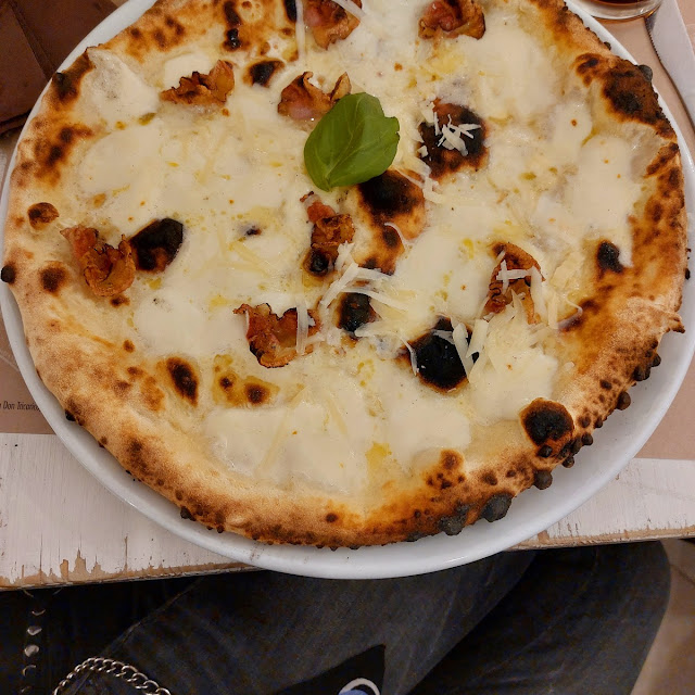Cacio E Pepe