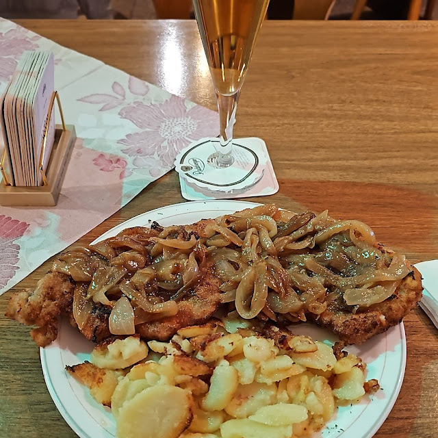 Zwiebelschnitzel