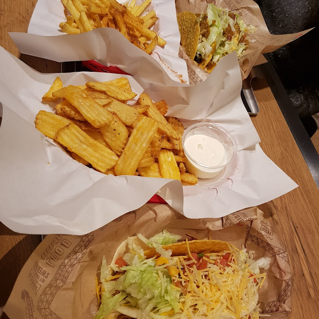 Chicken Bowl Mit Canjun Fries