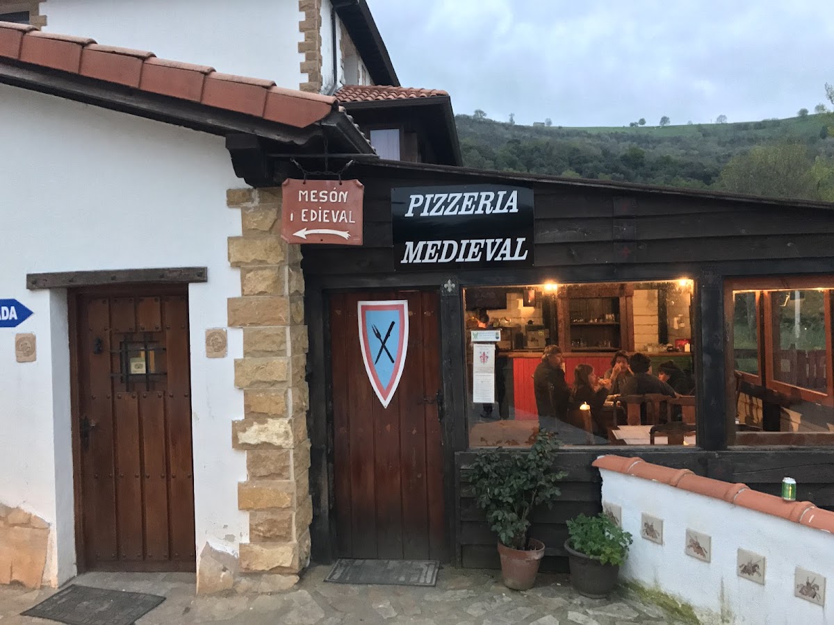 Pizzeria Medieval El Collado de las Lobas