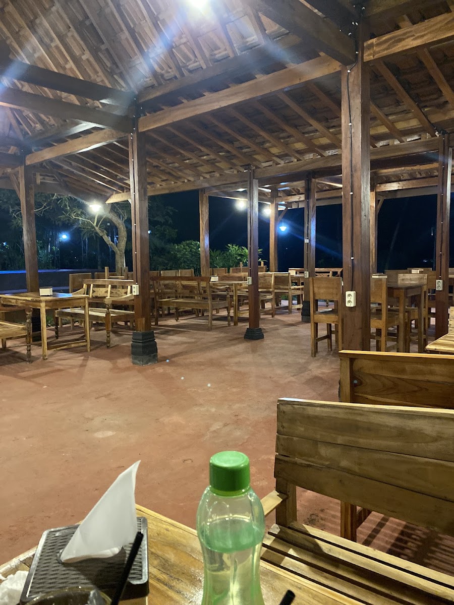 Nunggu Kowe Coffee and Resto
