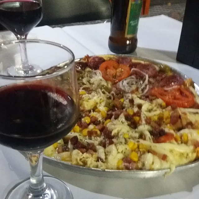 Pizza Com Vinho
