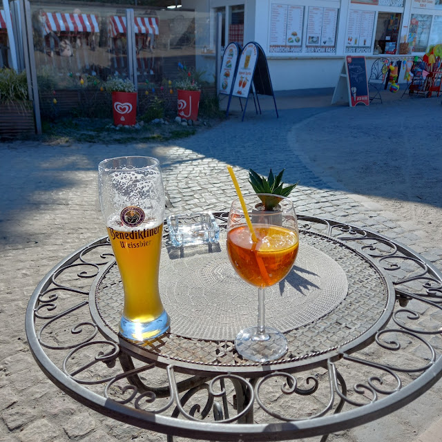 Aperol Spritz Und Alkoholfreies Hefeweizen