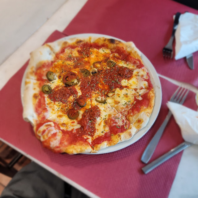 Pizza Mexicana Con Jalapeños