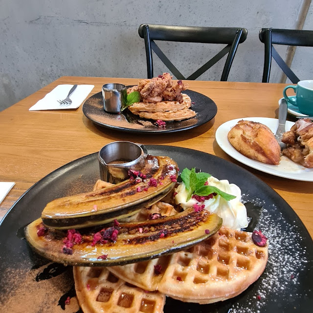 Waffles with Banana