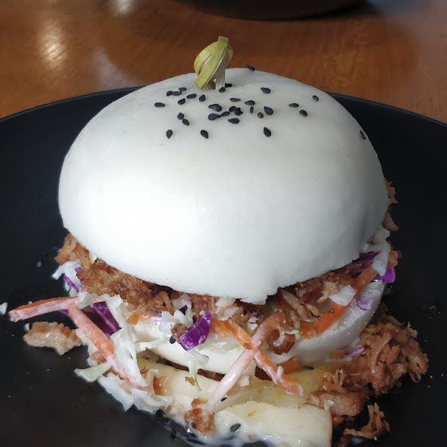 Chicken Baoburger