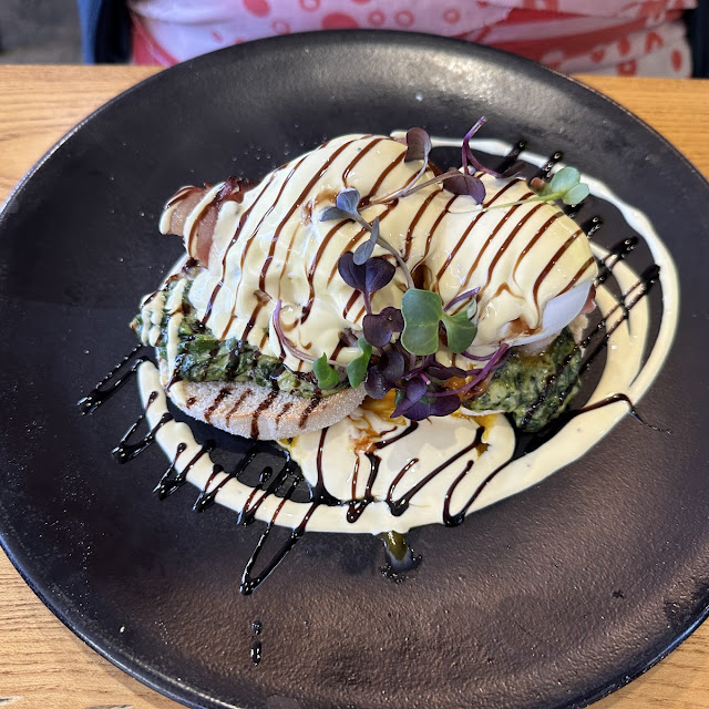 Eggs Bene with Bacon