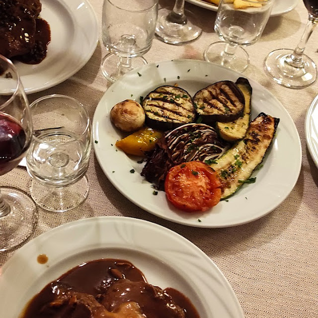 Filetto Ai Porcini Verdure Grigliate E Patate