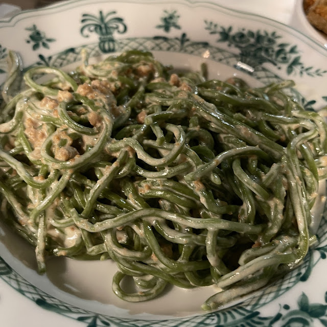 Tonnarello Verde Al Ragù Bianco Di Vitello E Olio Al Tartufo