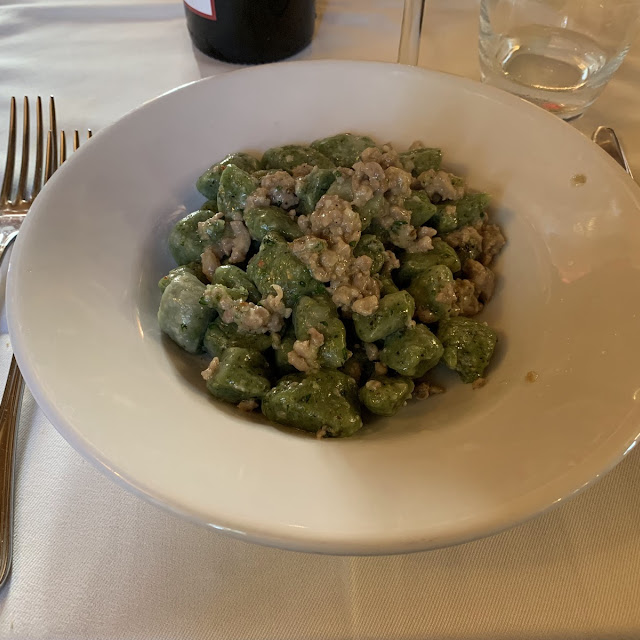 Con Salsiccia E Pecorino