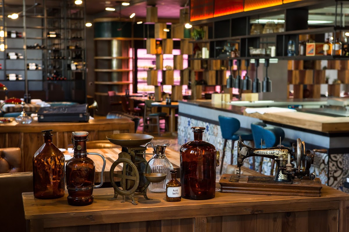 Layla Bar & Restaurant by Meir Adoni