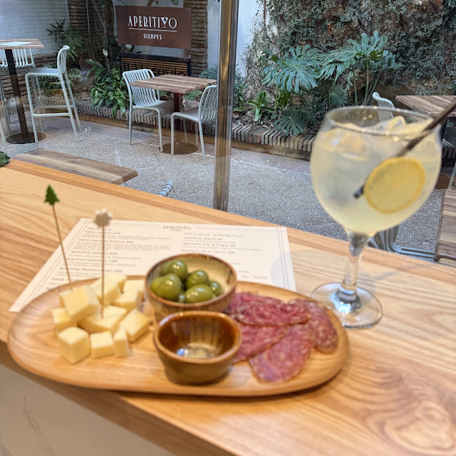 Limoncello Spritz