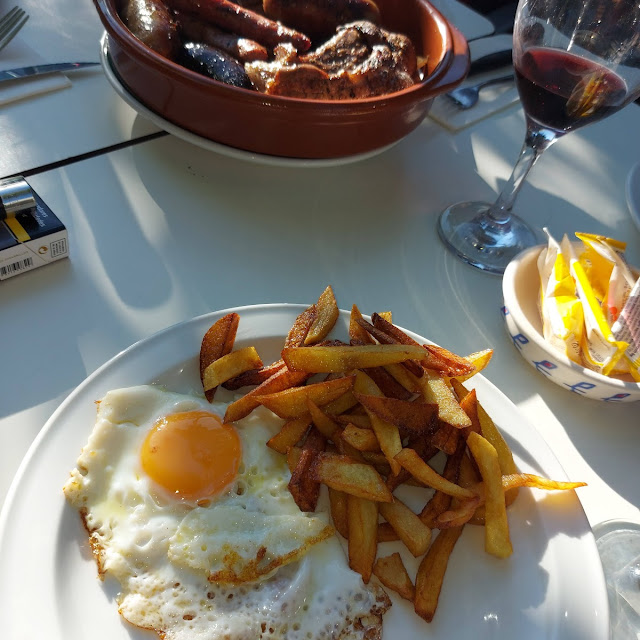 Huevos Y Patatas