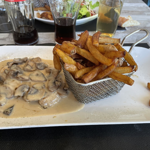 Escalope Poulet Sauce Forestière