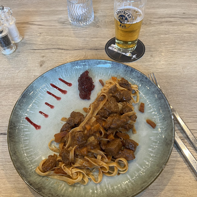 Hirschgulasch