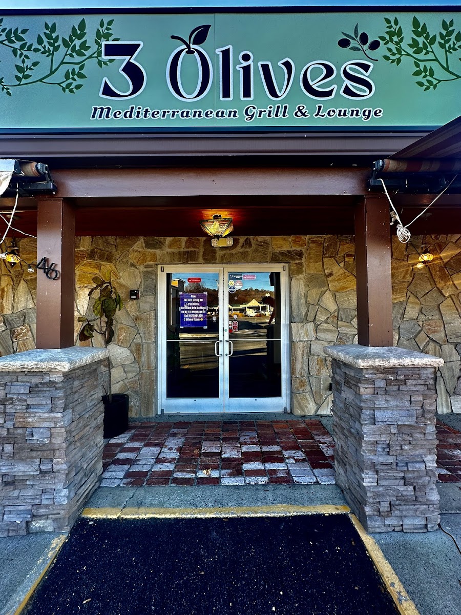 3 olives Mediterranean grill & lounge