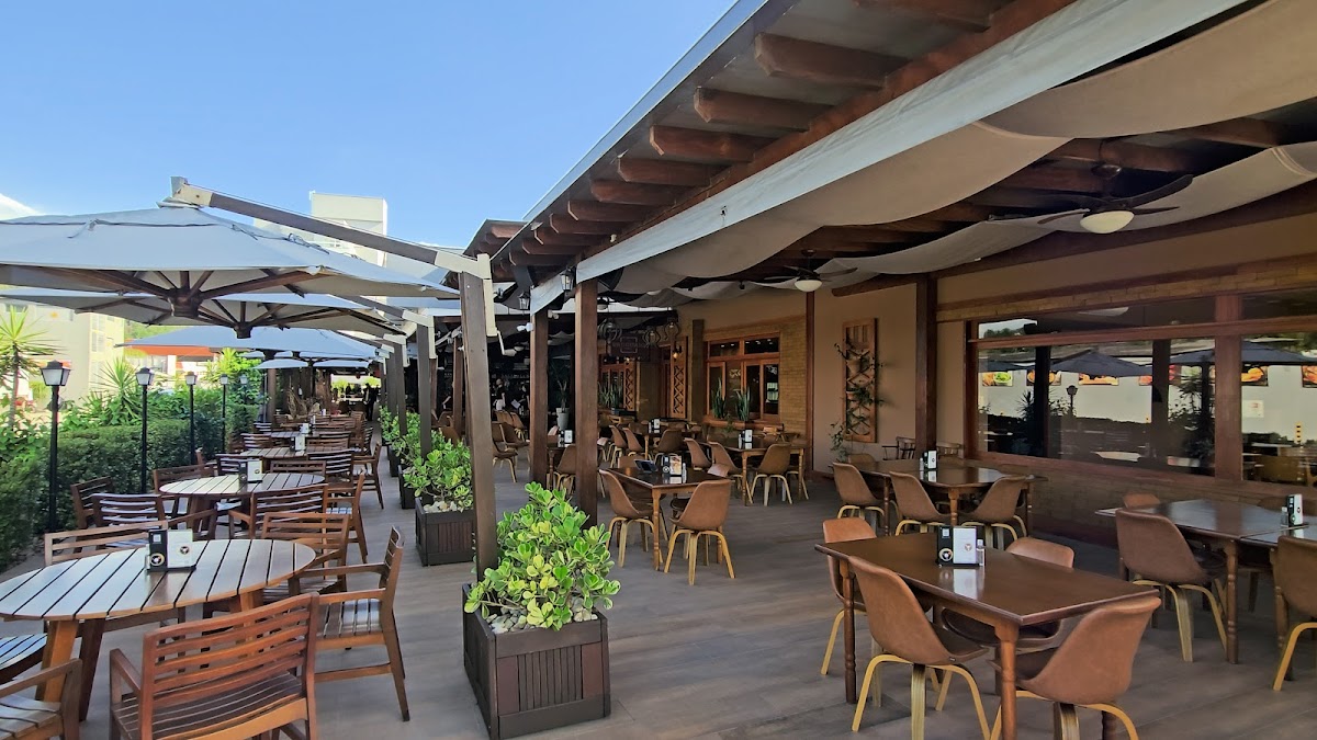 Lumina Gourmet - Complexo Gastronomico Internacional