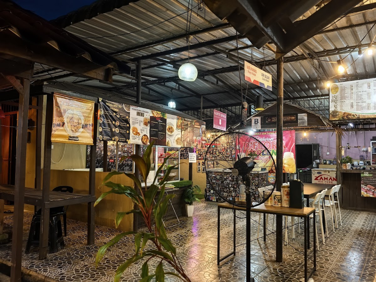 D'Flora Restaurant