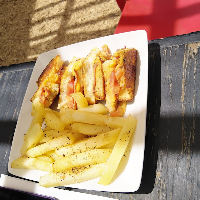 Bacon Cheese Breaky