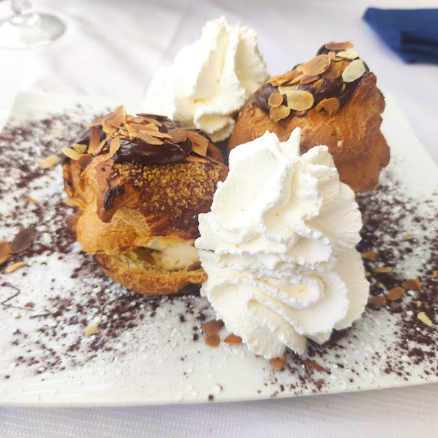 Les Profiteroles Maison