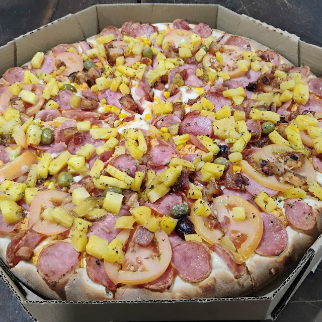 Hawaiian Pizza