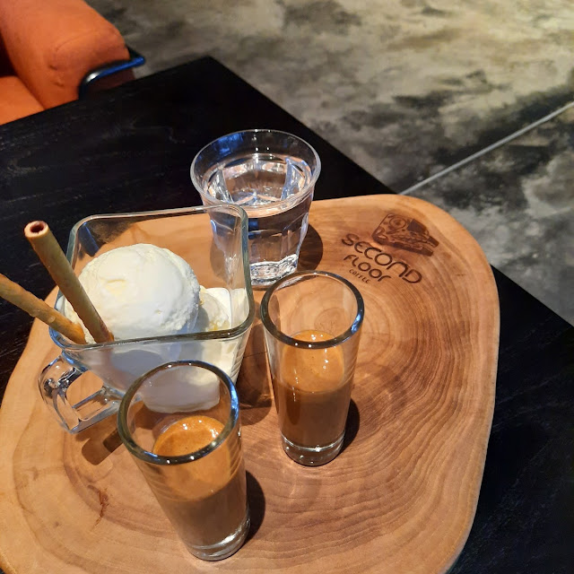 Signature Coffee Affogatto Pannacota Pepero