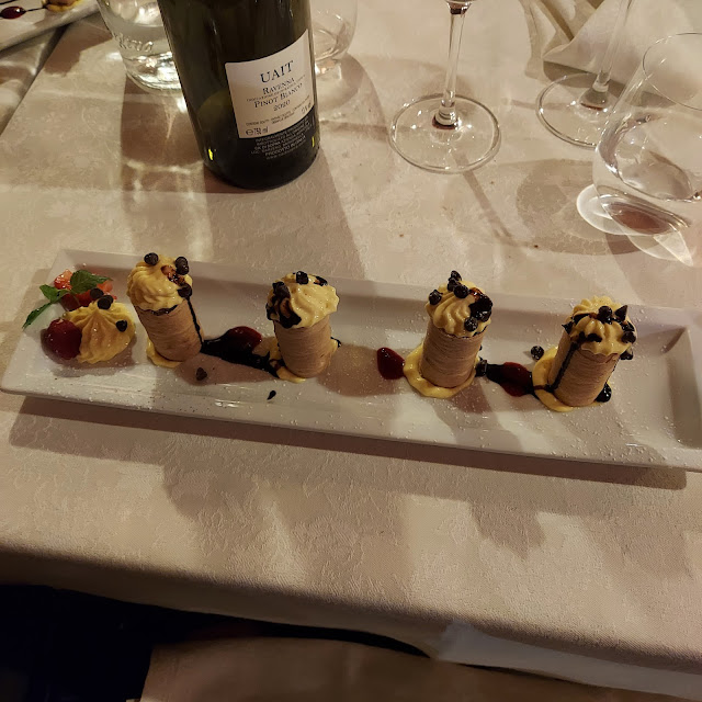 Cannoli Al Mascarpone