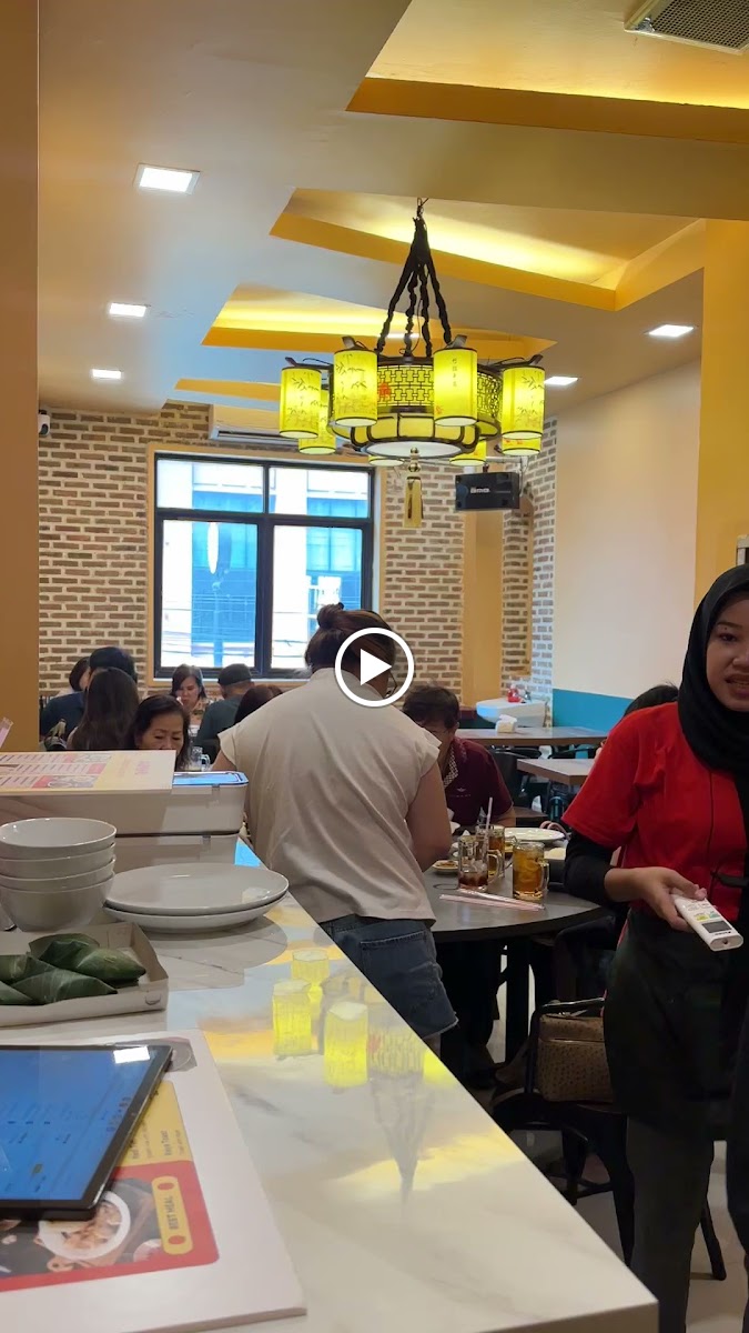 Resto Salemba 43 - Pecenongan ( Kopitiam & Bubur , & Halal Chinese Food)