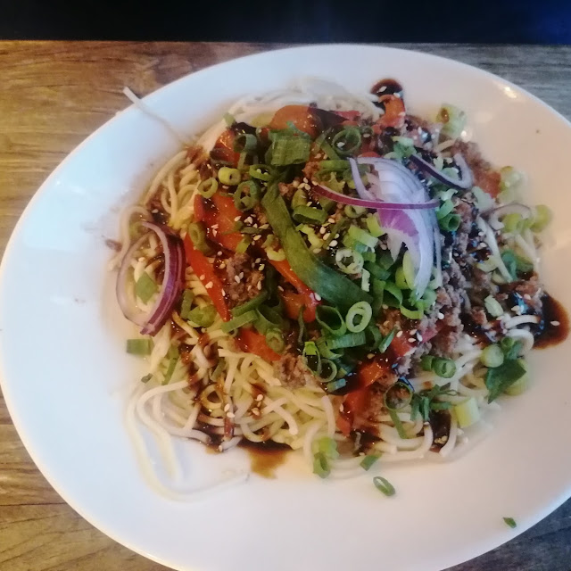 Mie Nudeln Mit Rinderhack