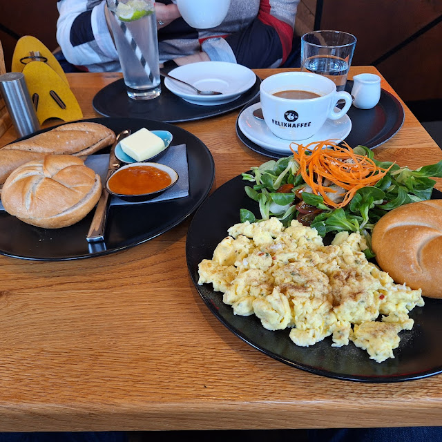 Kleines Frühstück Und Eierspeise