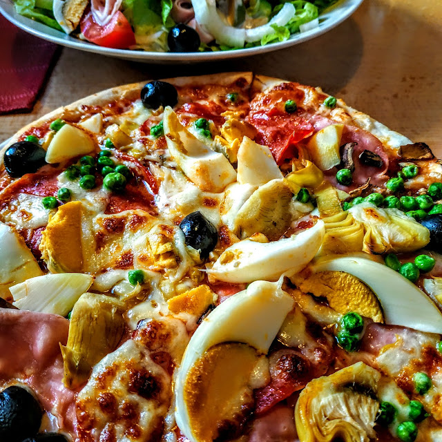 Pizza 007 Und Salat Italia