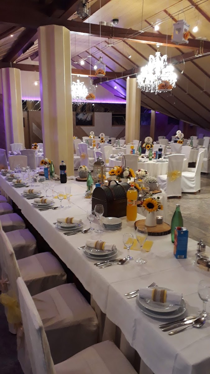 Restoran Lav