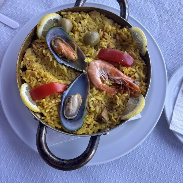 Paella Mixta