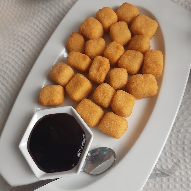 Queso Frito Con Mermelada
