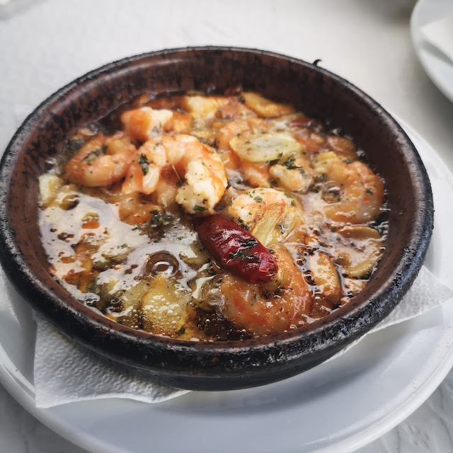 Y Gambas A la Ajillo