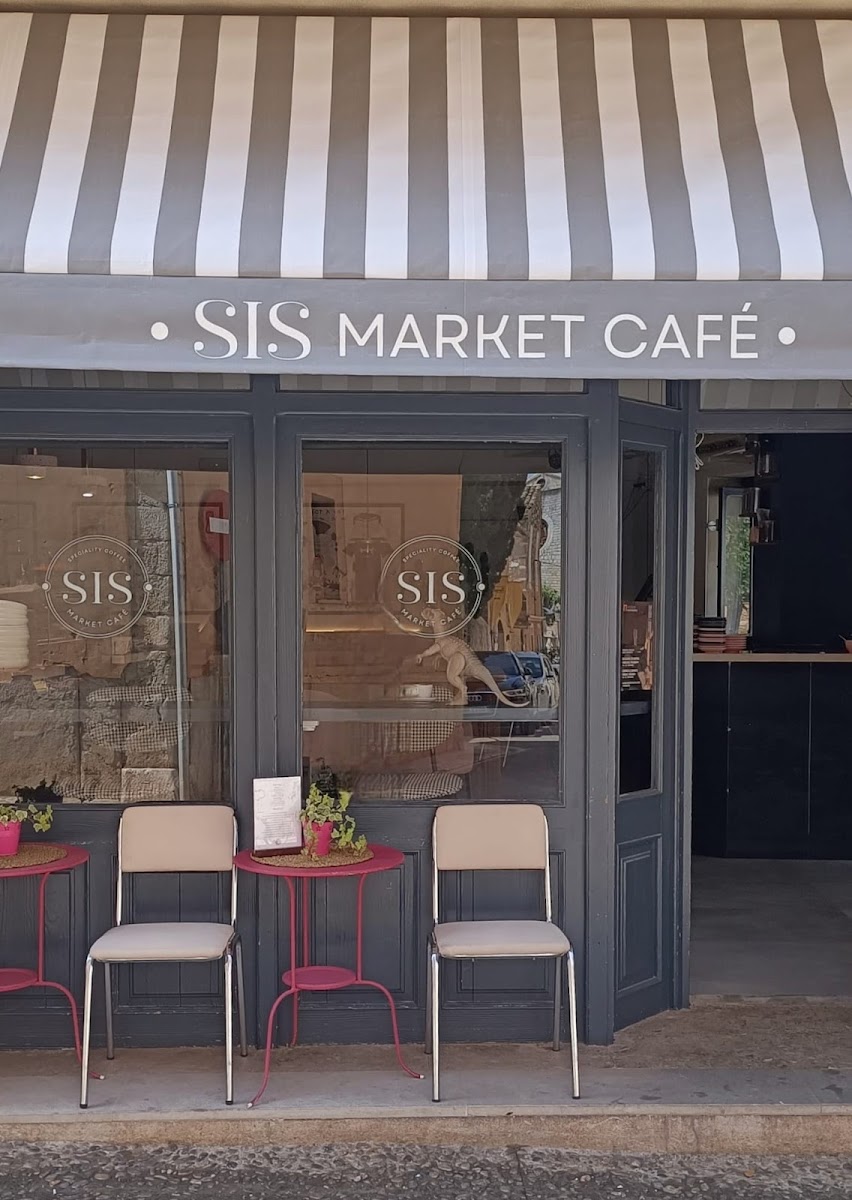 Sis Market Cafe