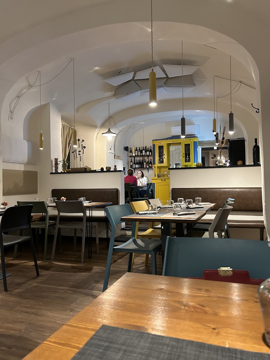 Oosteria