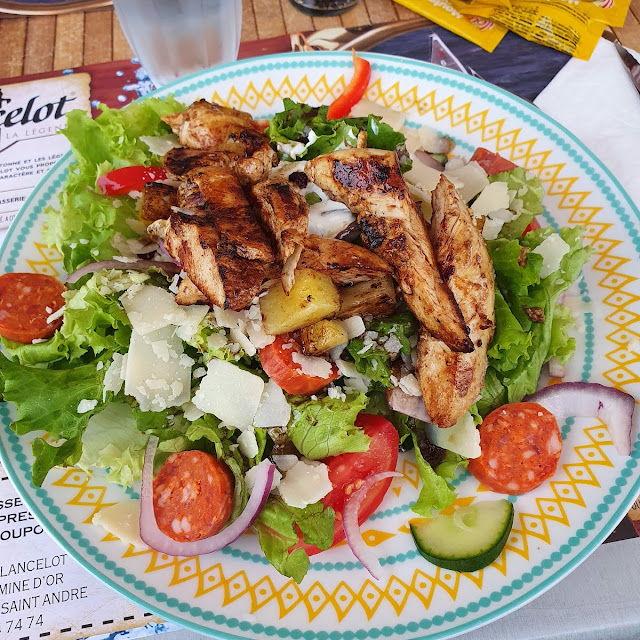 Salade Exotique Poulet Chorizo Ananas