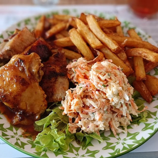 Travers de Porc Et Poulet