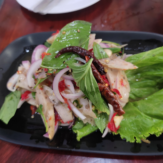 ยำหมูยอหนัง