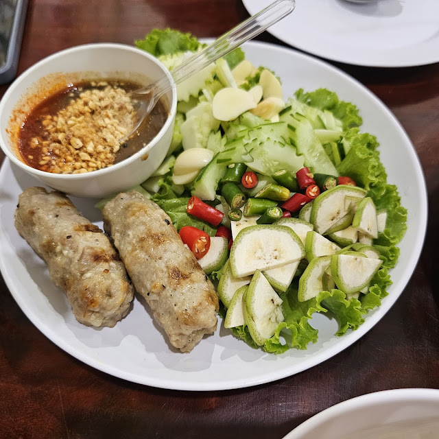 แหนมเนืองเล็ก