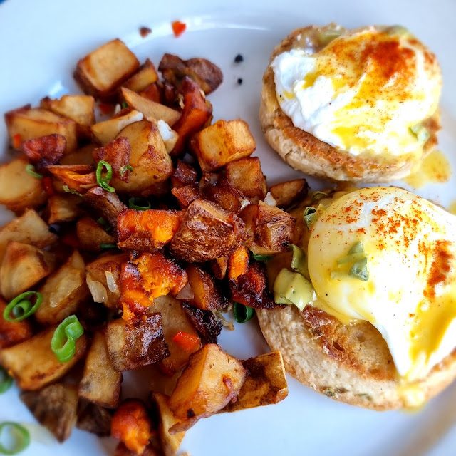Biscuit Benedict