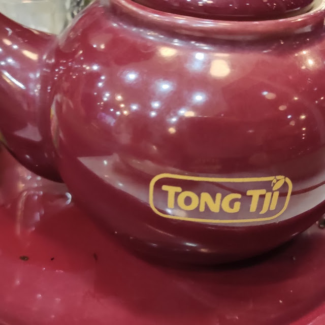 Hot Tong TJI Tea
