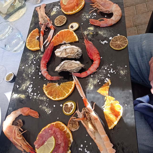 Antipasto Di Pesce Crudo