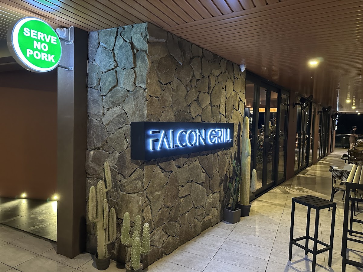 Falcon Grill